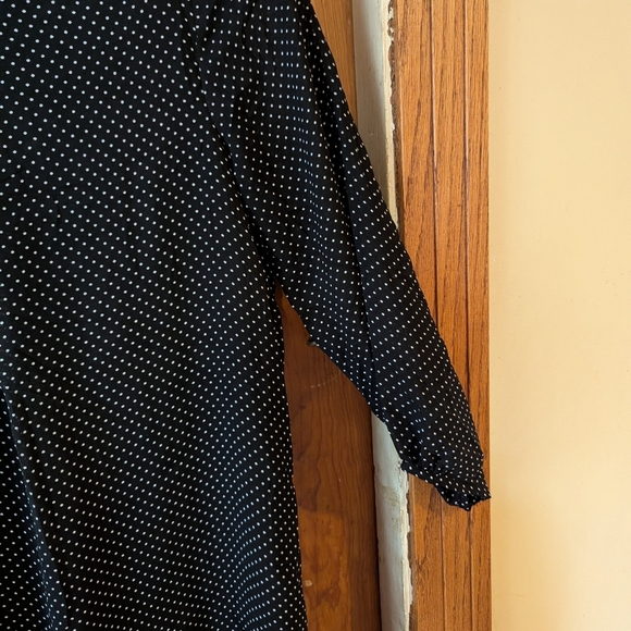 H&M Black and White Dolman Sleeve Sheath Dress - Picture 4 of 11